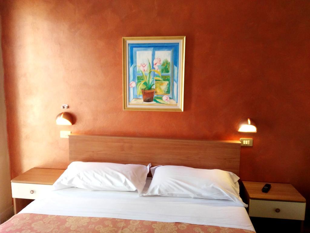 Hotel Simon Rimini Eksteriør bilde