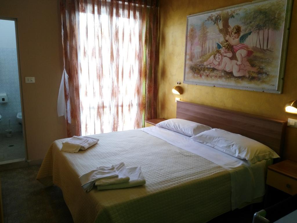Hotel Simon Rimini Eksteriør bilde