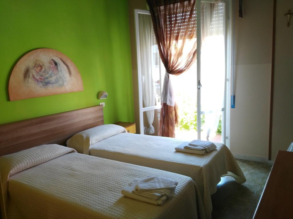 Hotel Simon Rimini Eksteriør bilde