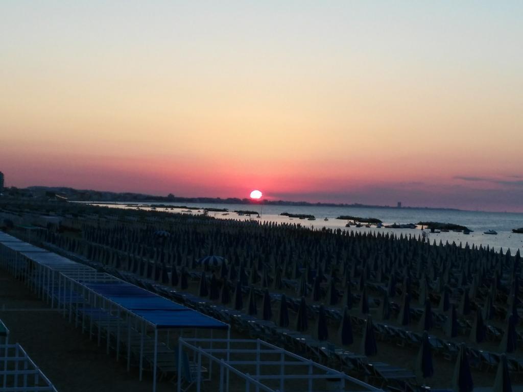 Hotel Simon Rimini Eksteriør bilde